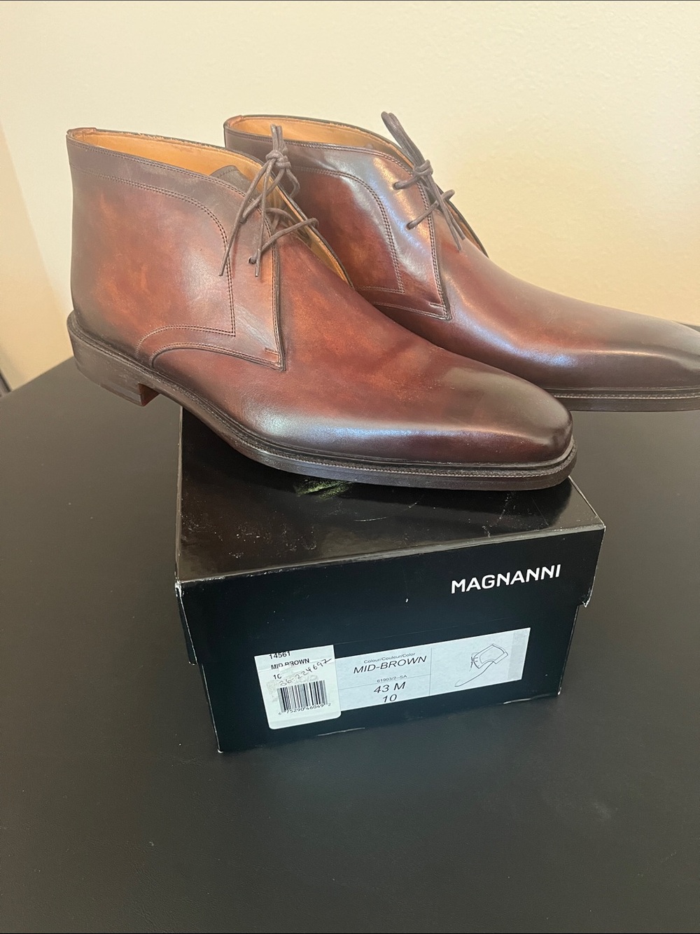 Magnanni Brown Leather Chukka Boots
